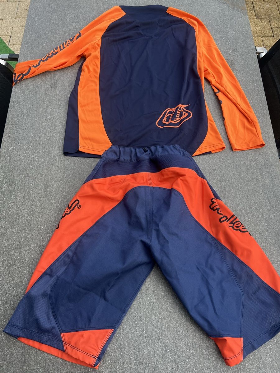 Lotti di vestiti: Troy Lee Designs Set – Nuovo (secondo la descrizione) da Tagelswangen venduto da Tuorta 4