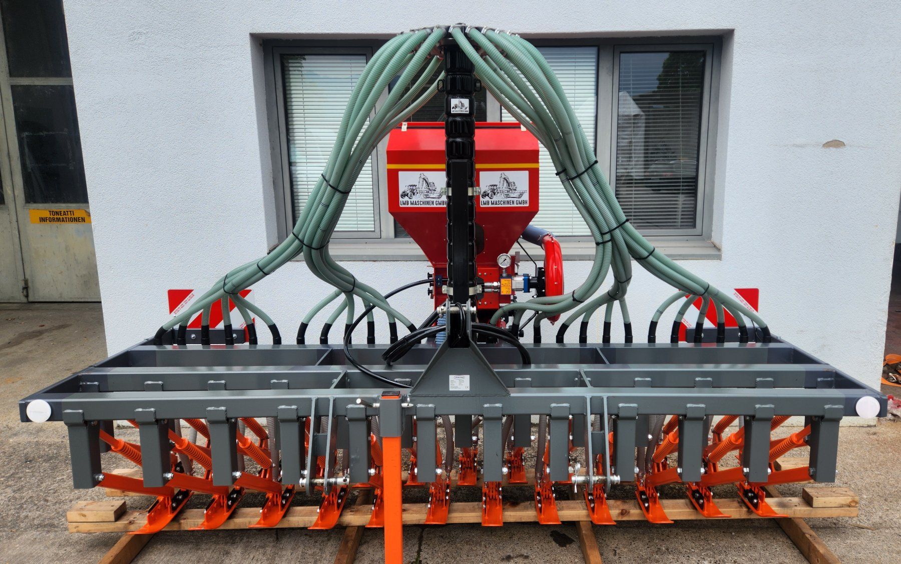 Tutte le macchine: Direktsämaschine Underhaug UM 7950 Pneumatisch – Nuovo e nell'imballaggio originale da Jona venduto da LMB-Maschinen