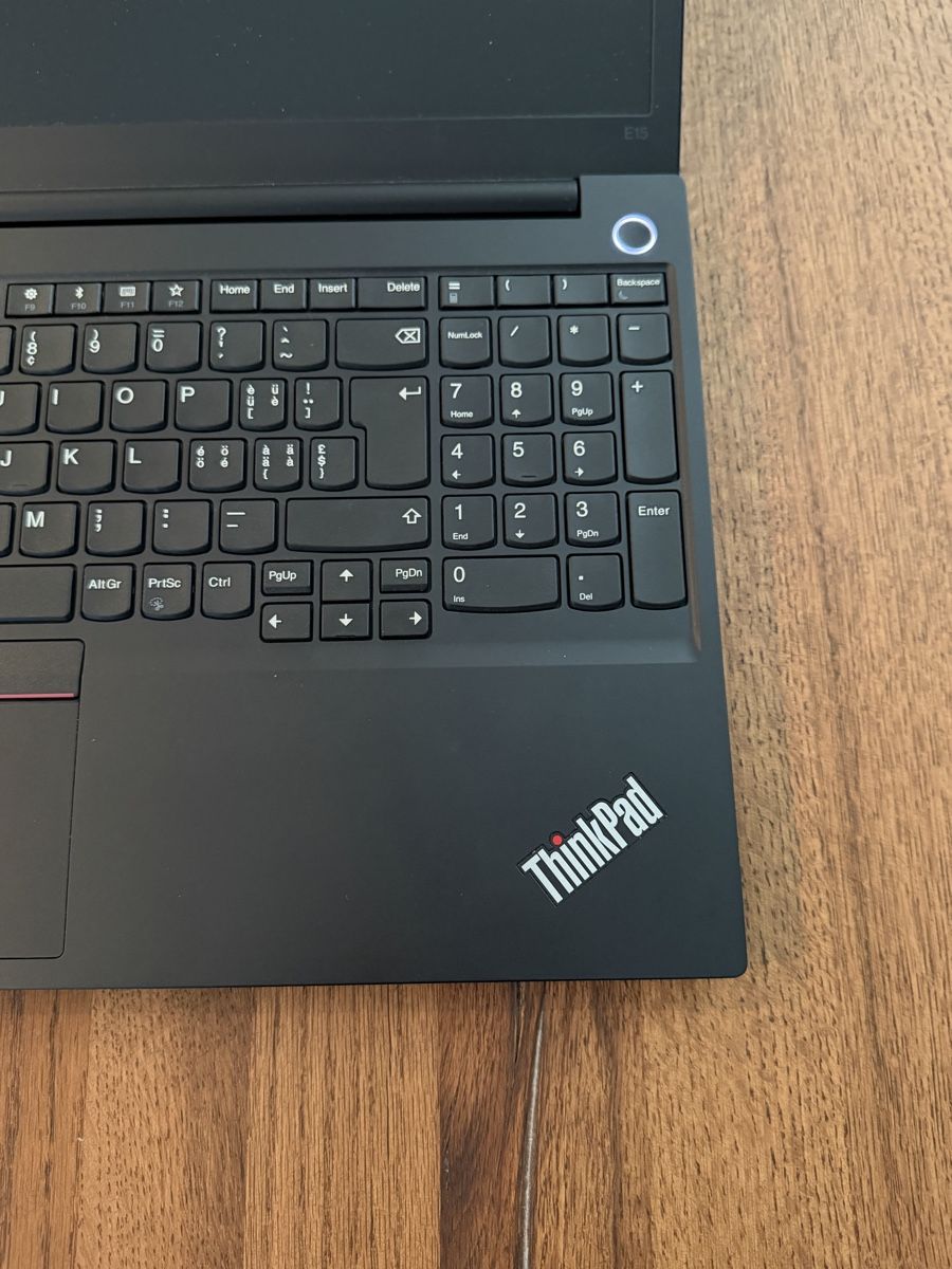 Lenovo Notebook: Notebook - Lenovo ThinkPad E15 - Ab 1 Fr..! – Difettoso da Zürich venduto da ersel 1