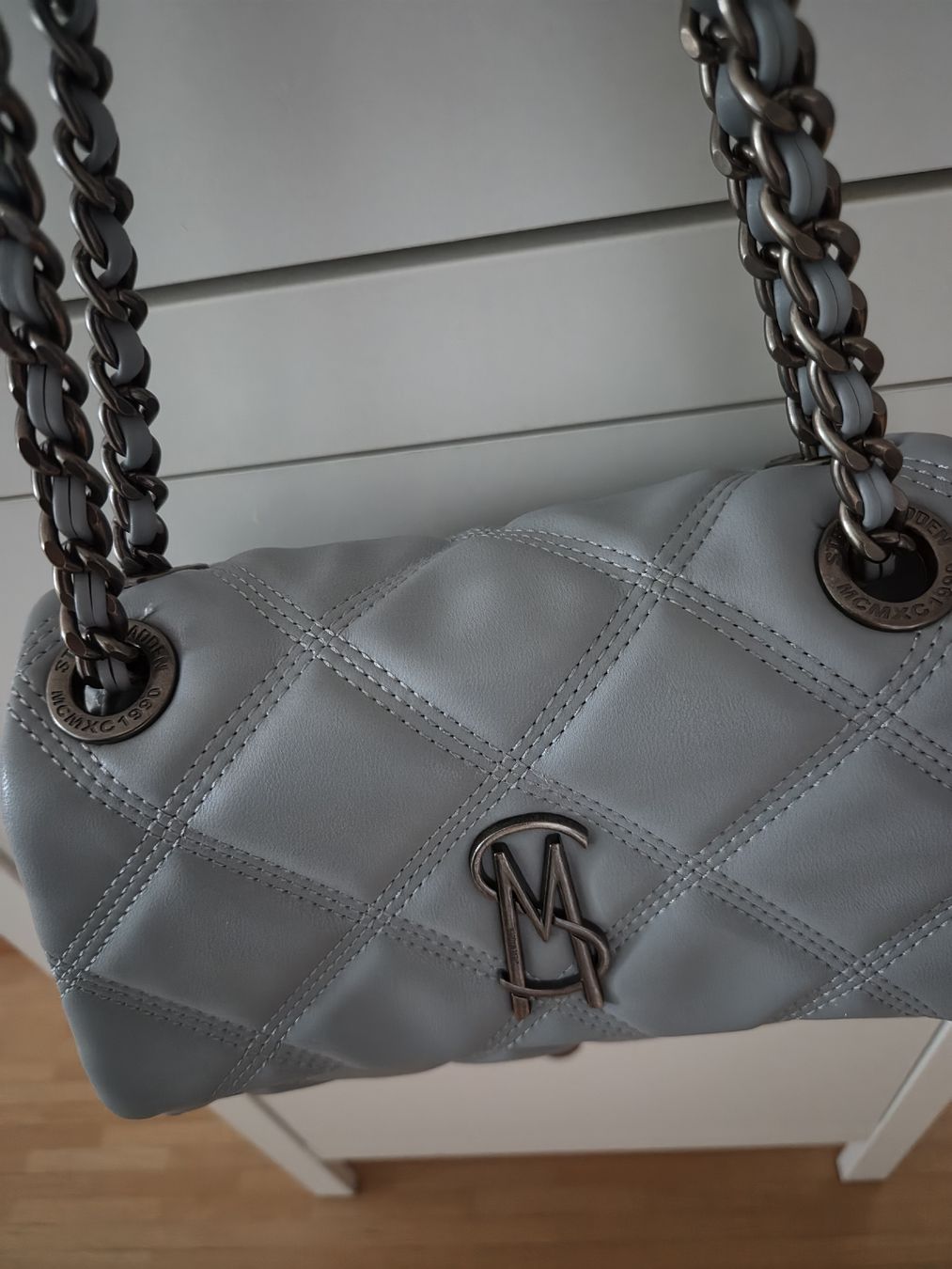 Steve Madden Borse da donna: Steve Madden Handtasche hellblau gesteppt wenig gebraucht – Nuovo (secondo la descrizione) da Romanshorn venduto da Hadrenalin