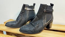 Elegante Damen Stiefeletten aus Wildleder, Schwarz, Gr. 38