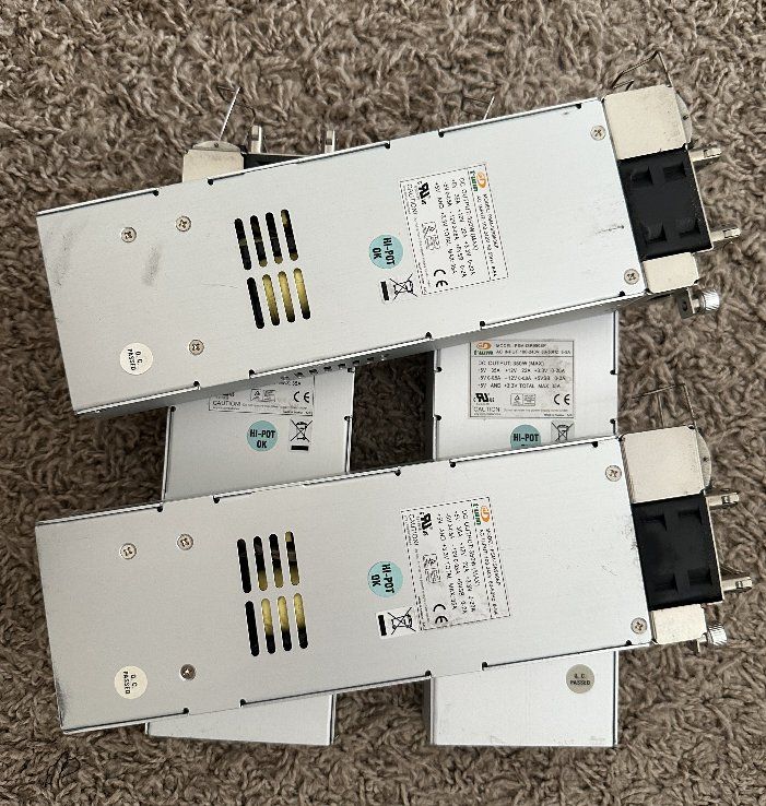 Server: 4x T-WIN PSM-ISR950EP 350W – Gebraucht aus Morges von jjoo
