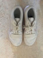 Nike Trainingsschuhe Damen, Grösse 38.5, neuwertig, Sommer!