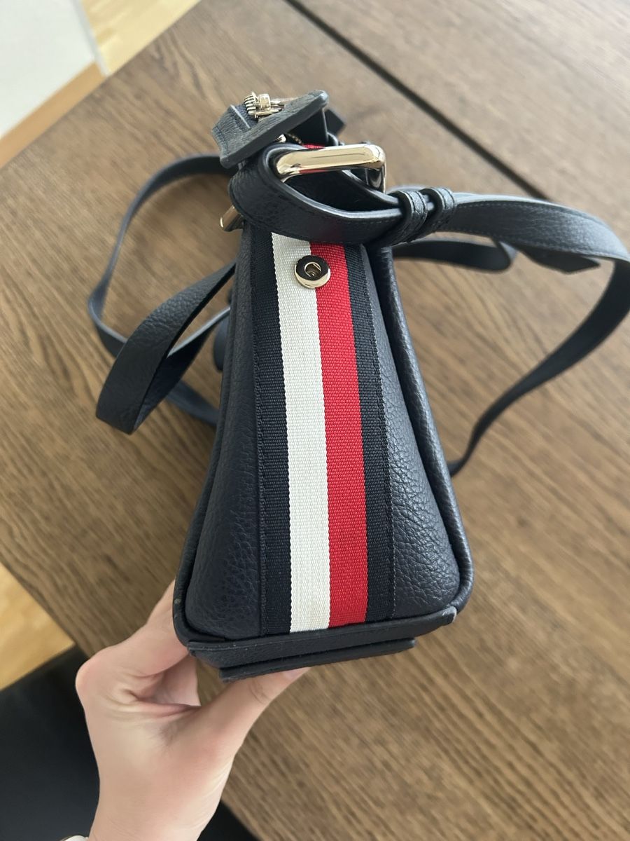 Tommy Hilfiger Borse da donna: Tommy Hilfiger Handtasche, dunkelblau – Nuovo (secondo la descrizione) da Basel venduto da maura.bachmann 2