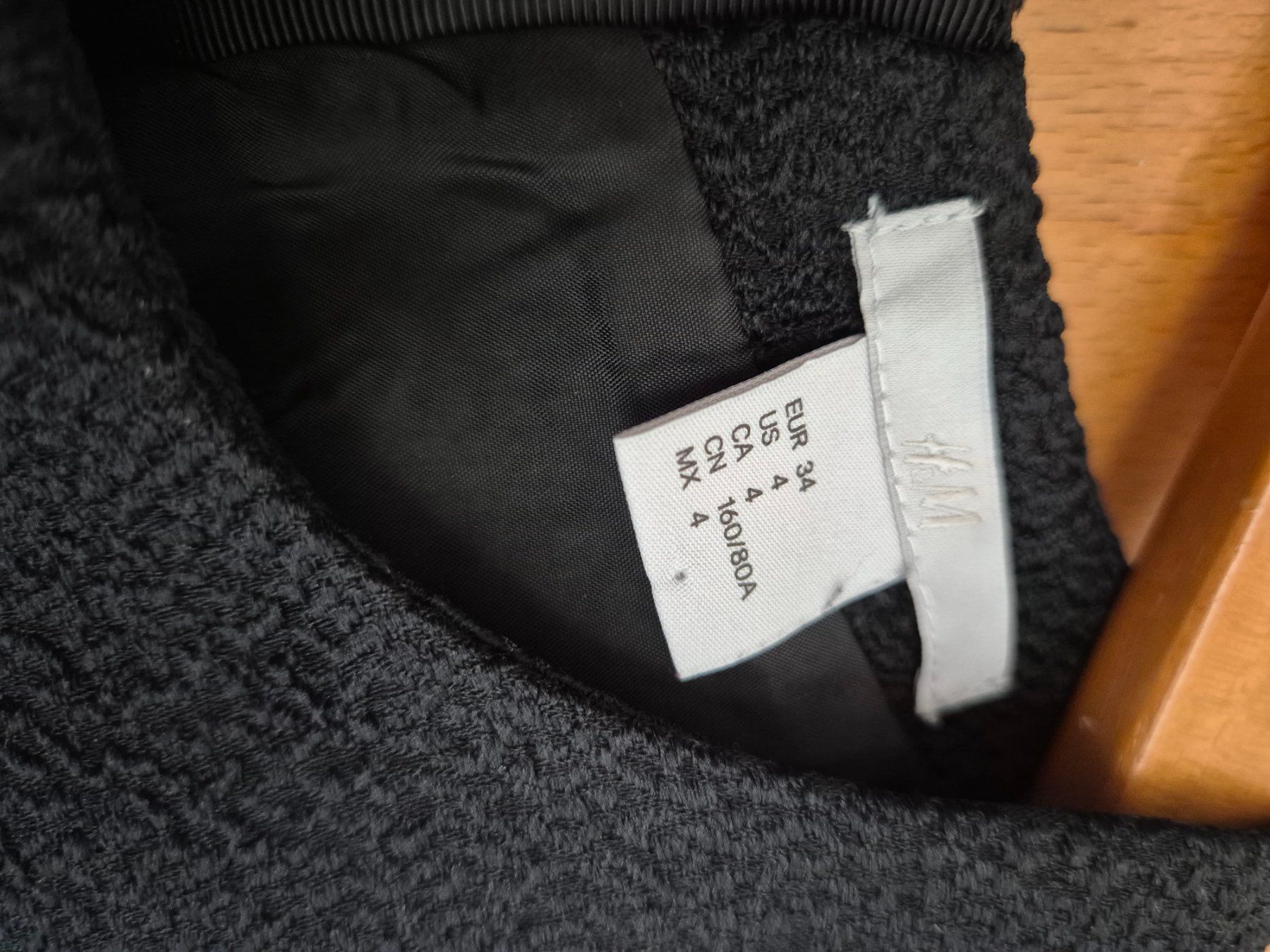 H&M Vestiti: Abito nero elegante, H&M taglia 34 – Nuovo (secondo la descrizione) da Vessy venduto da erisakapllani 3