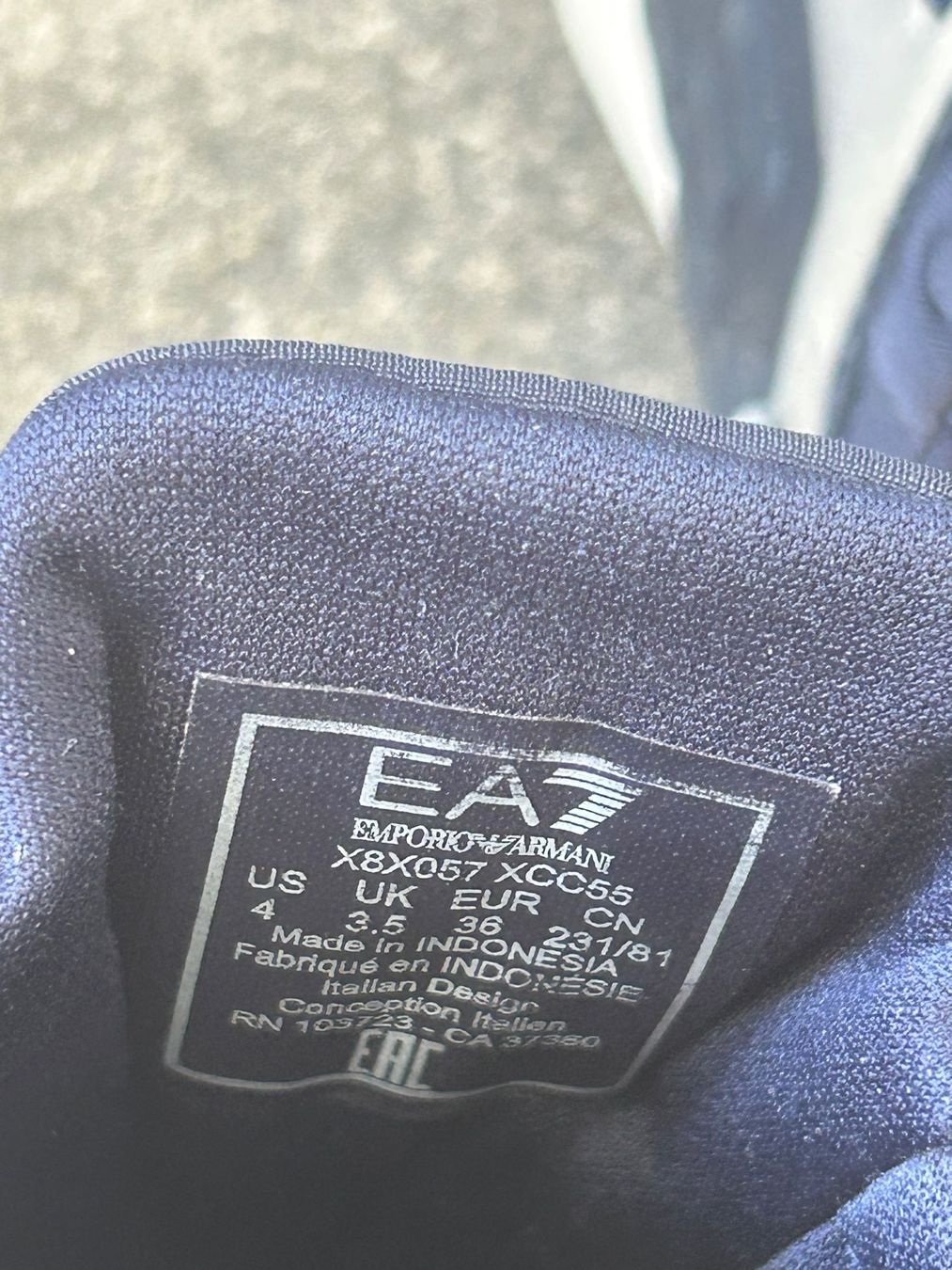 Armani Scarpe per ragazzi: EA7 EMPORIO ARMANI Sneakers Kinder – Usato da Pratteln venduto da Miki_ 3