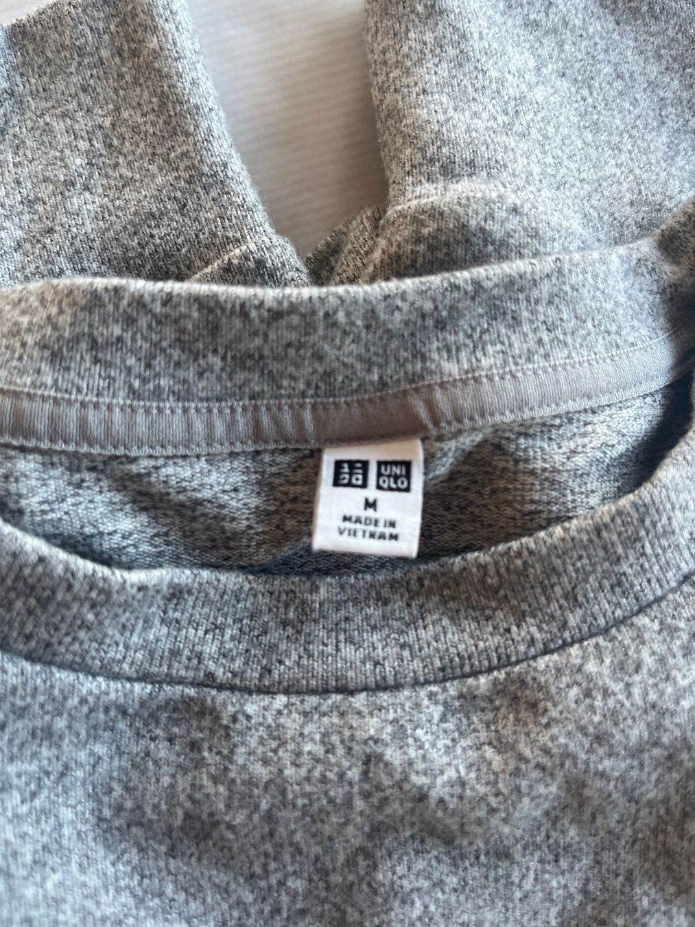 Maglioni & Felpe: 2 Pullover Set beige grau, UNIQLO, M – Usato da Horw venduto da Pem1278 2