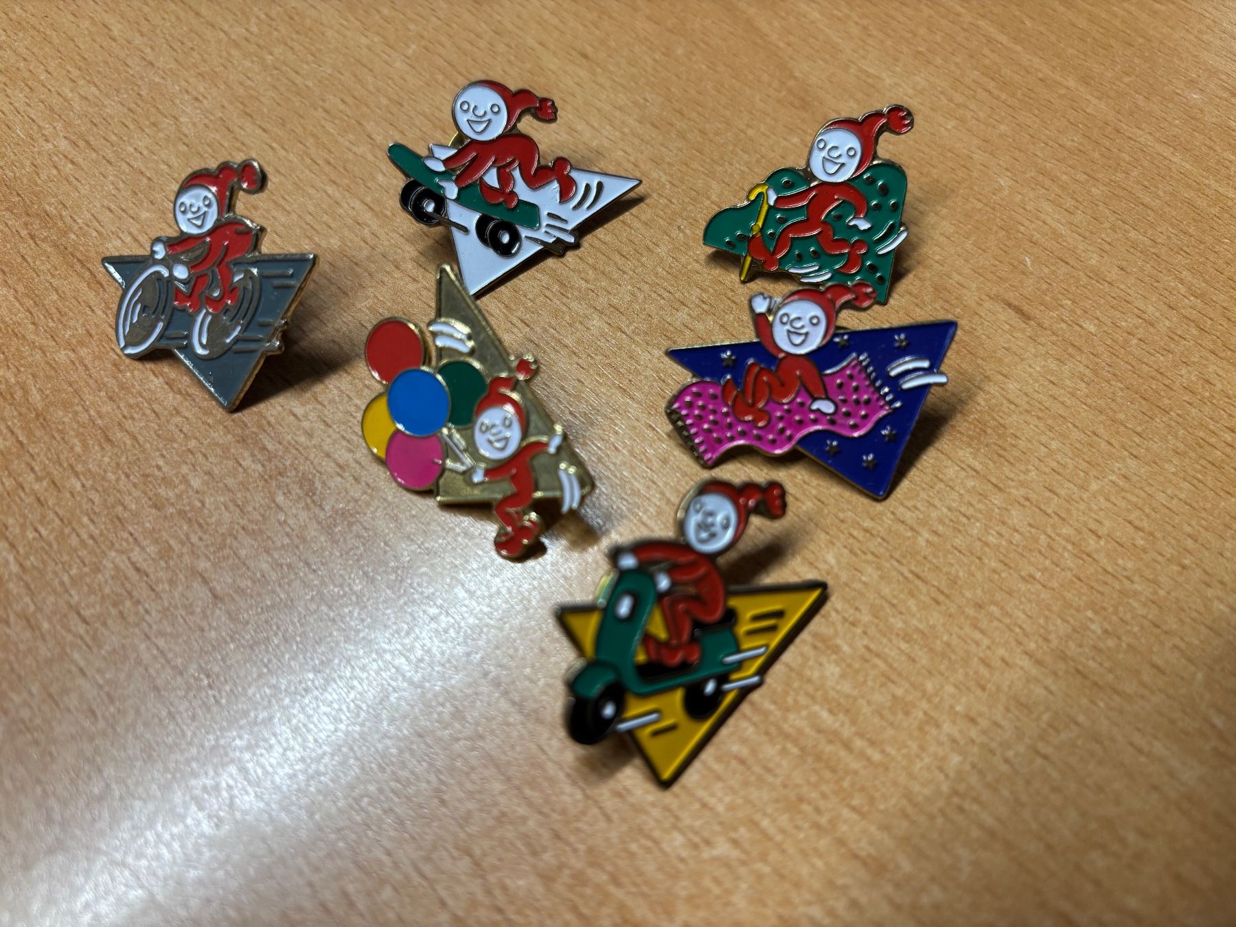 Placchette & Badge: 6 Stk. Knorrli Pin – Nuovo (secondo la descrizione) da Kleinandelfingen venduto da 2Baba3