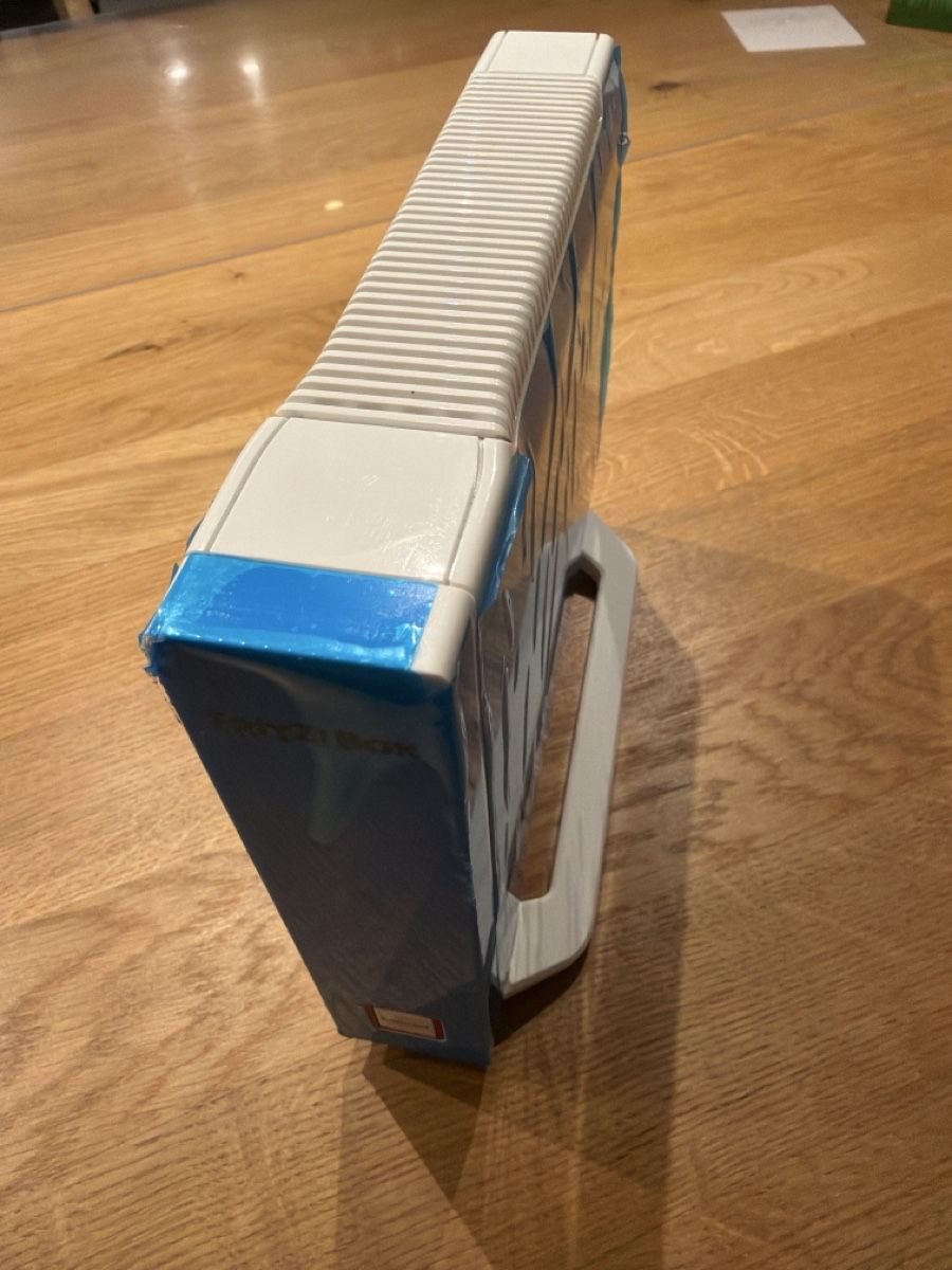 Fritz Modem & Router: Fritz!Box 4060 – Usato da Malters venduto da denblance 2
