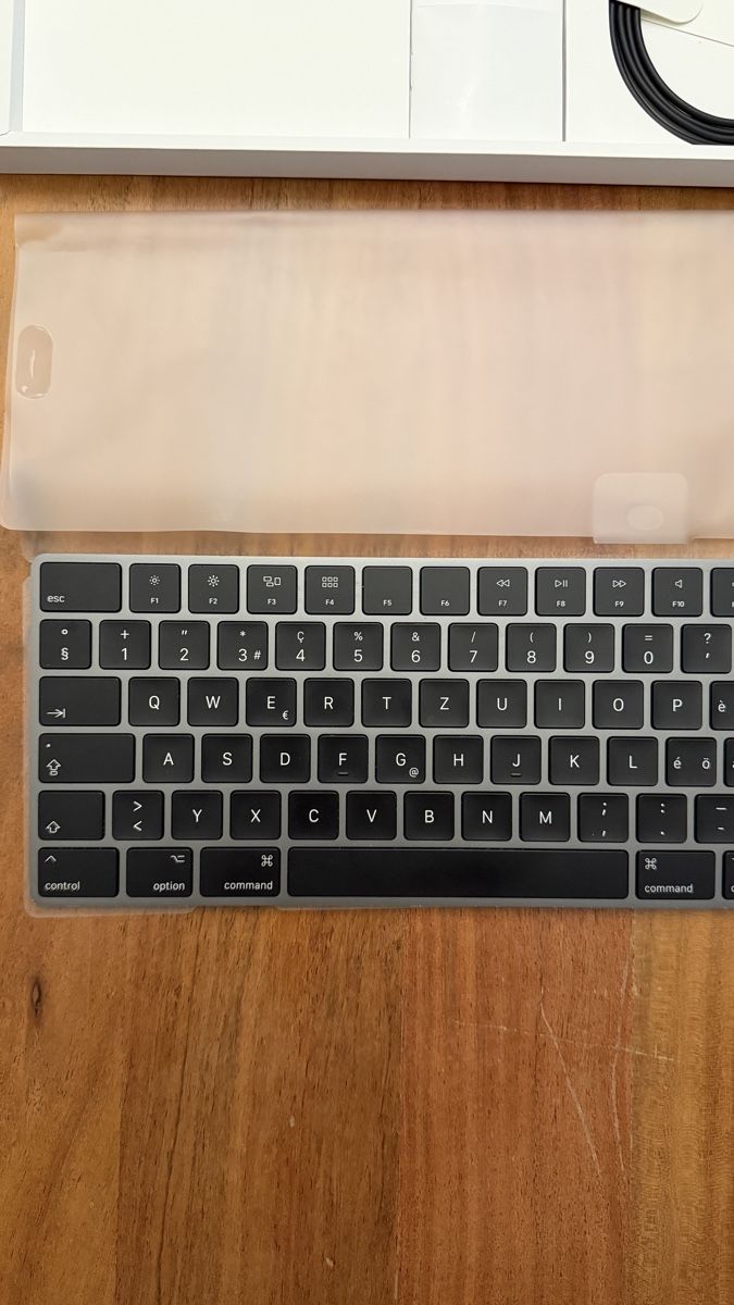 Apple Claviers: Apple Magic Keyboard / Tastatur, OVP komplett! – D'occasion à Domat/ Ems par saren92 4