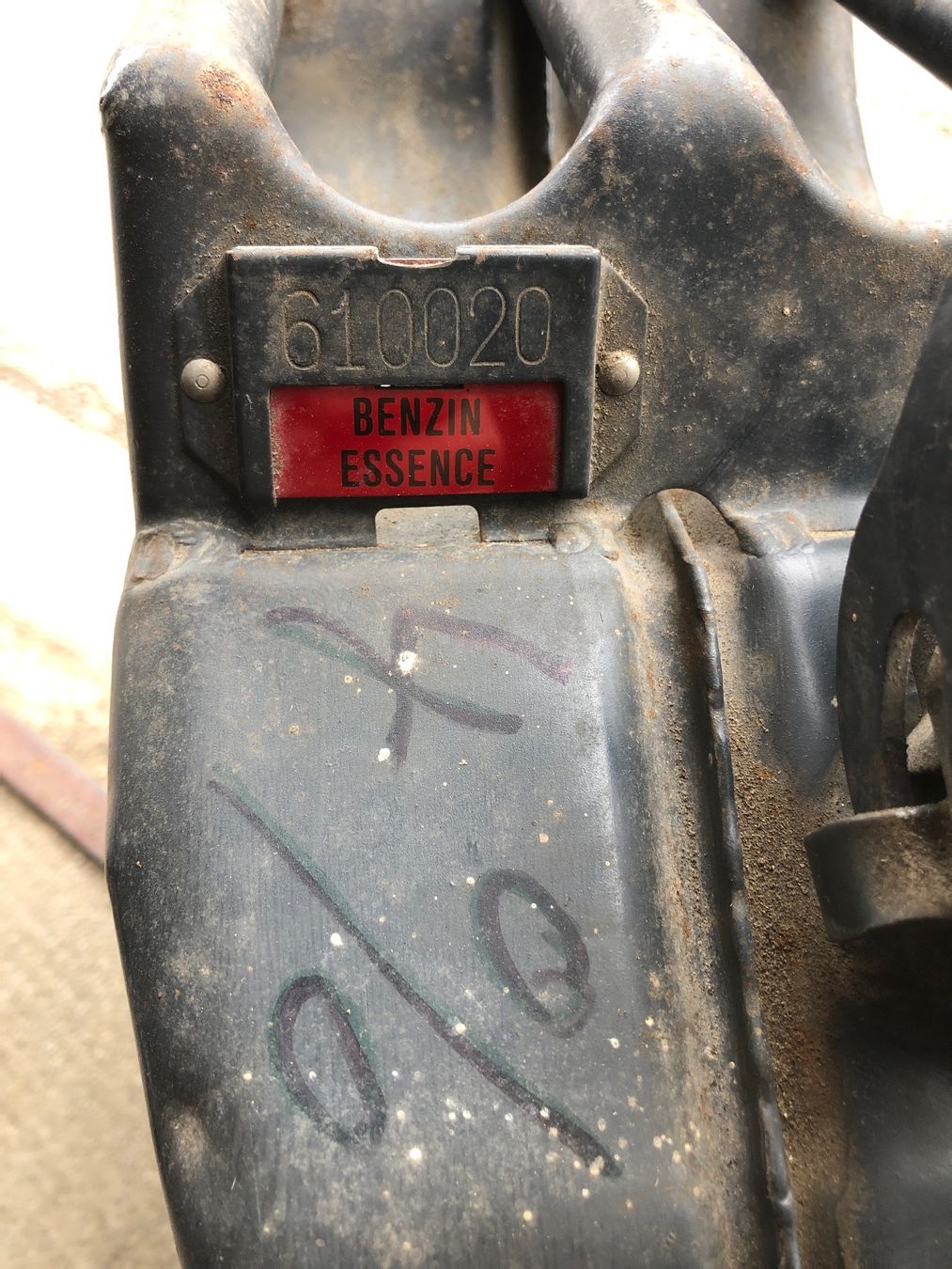 Schweizer Armee Taniche per benzina: Jerricane 20 litres – Usato da Chénens venduto da Touta1franc 1