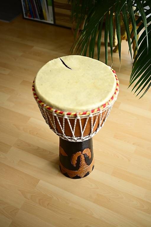Strumenti musicali: Djembe – Difettoso da Grosshöchstetten venduto da Wuffi 2