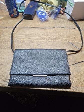 H&M Umhängetasche schwarz Kunstleder guter Zustand