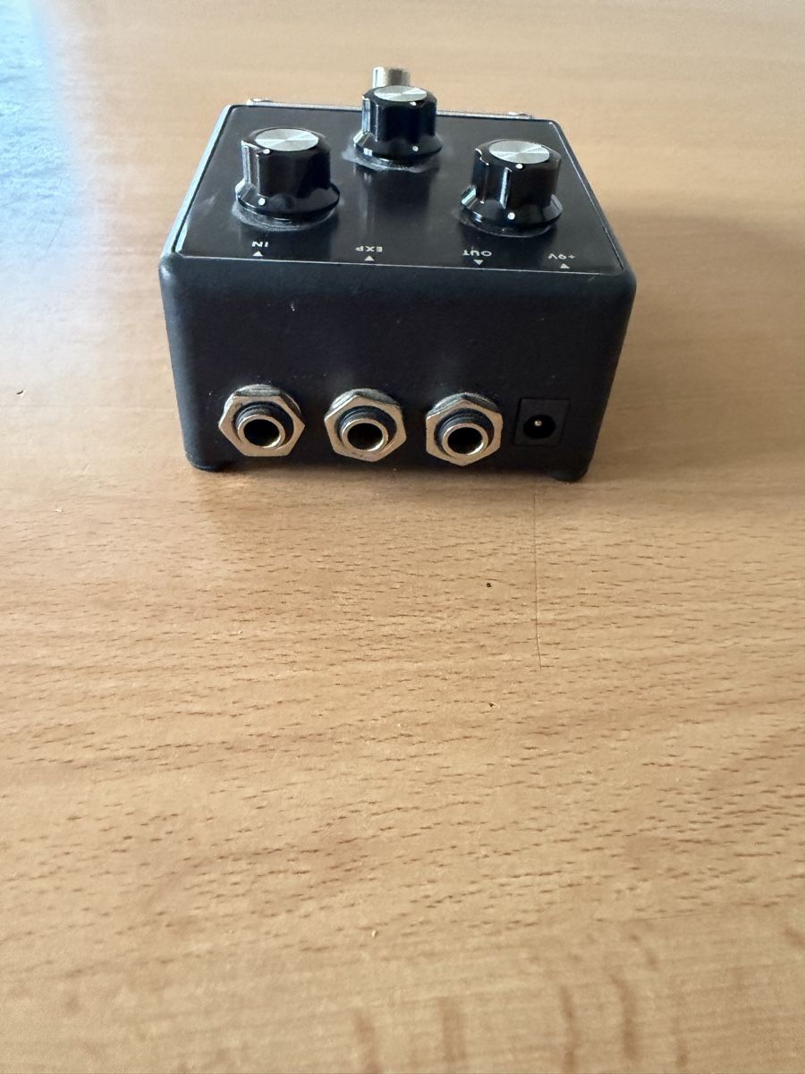 Moog Strumenti musicali: Moog MF Ring Analog Effect Pedal used condition – Usato da Vordemwald venduto da gerard.green 1