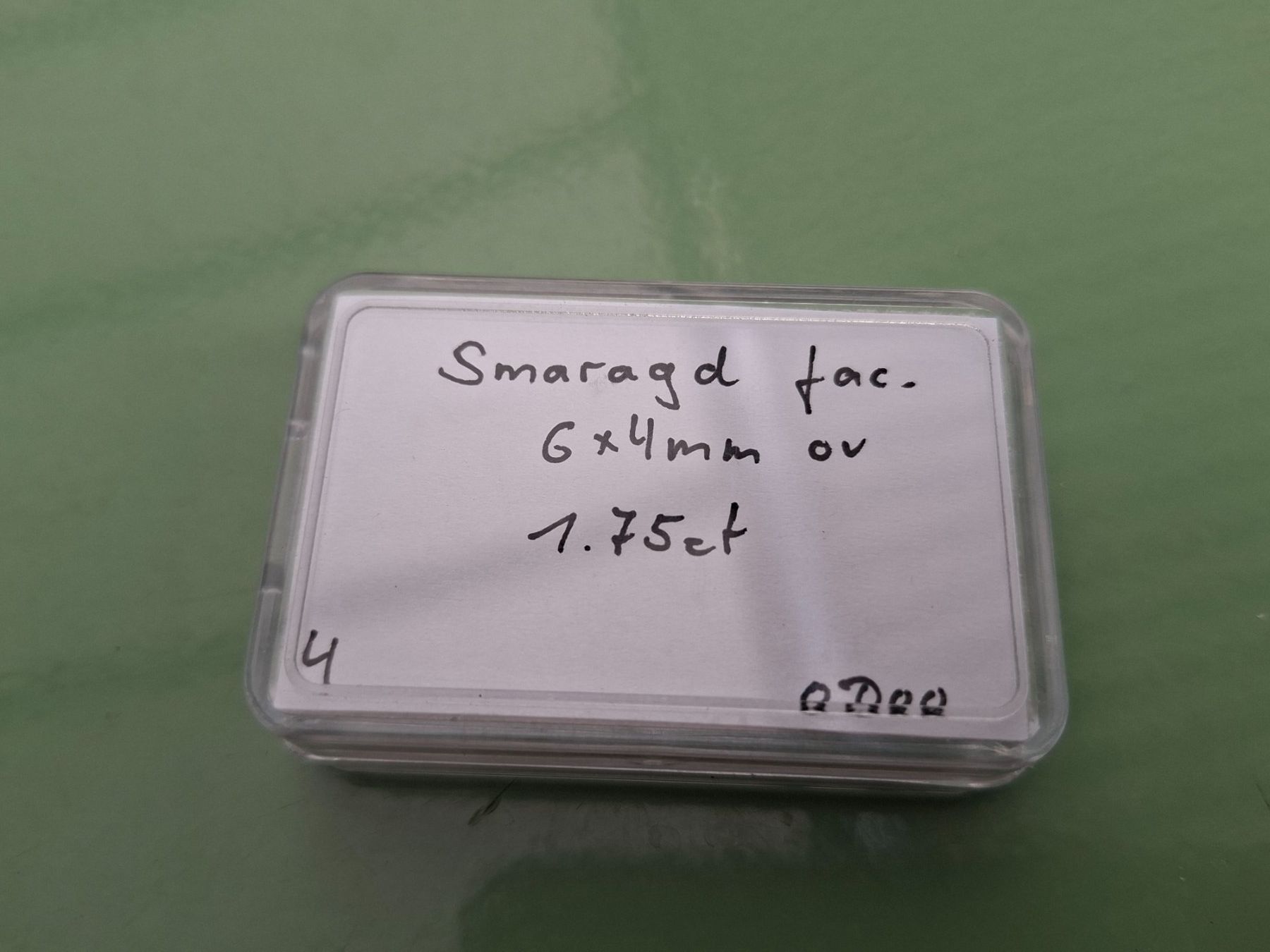 Pietre preziose: Smaragd facettiert 6x4mm 1.75ct 4 Stck – Usato da Schaffhausen venduto da meteor7 1