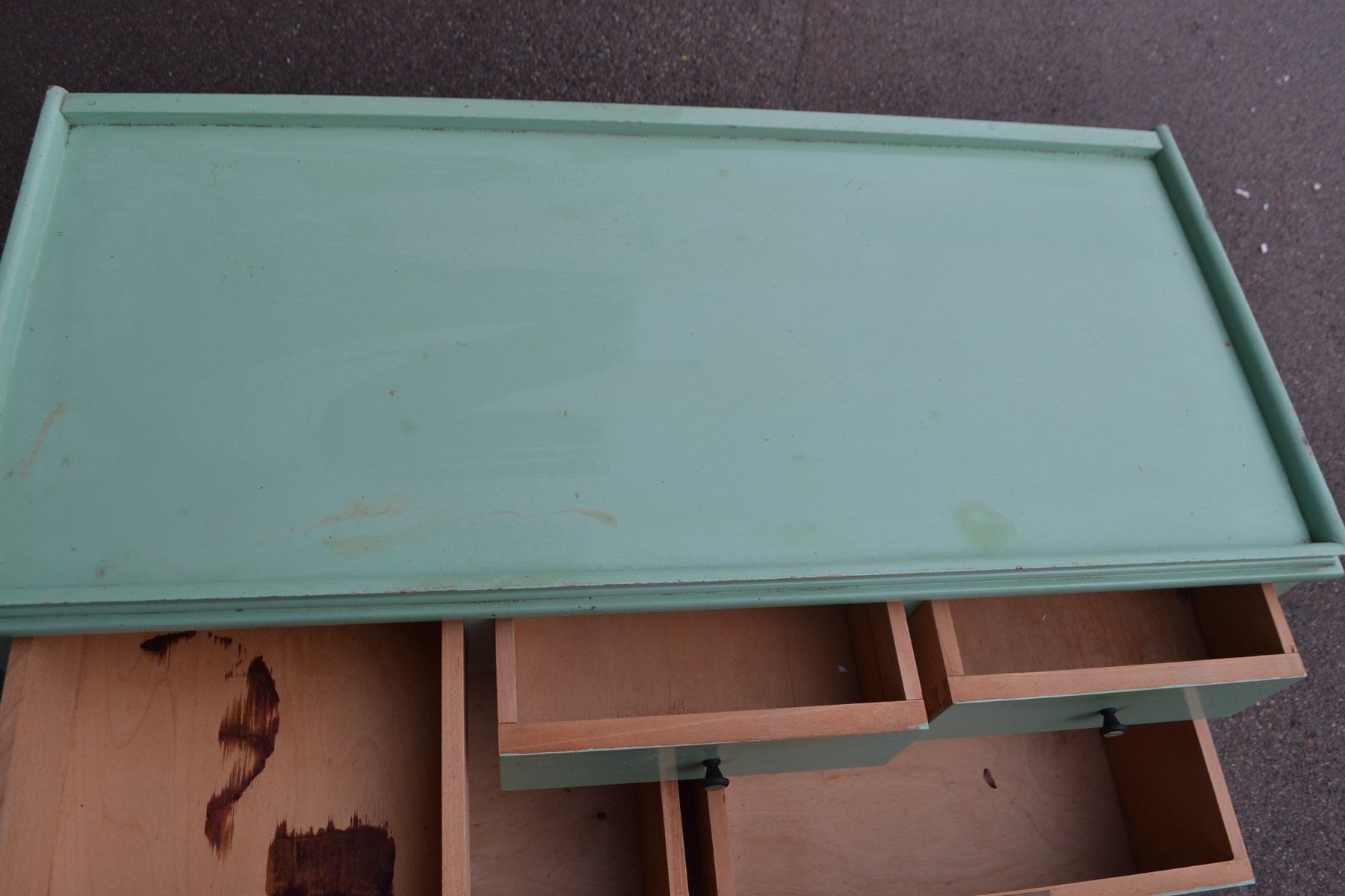 Cassettiere: Vintage Kommode/Sideboard hellgrün – Usato da Wil SG venduto da Athi 8