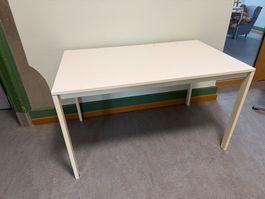 Vihals Tisch weiss Ikea