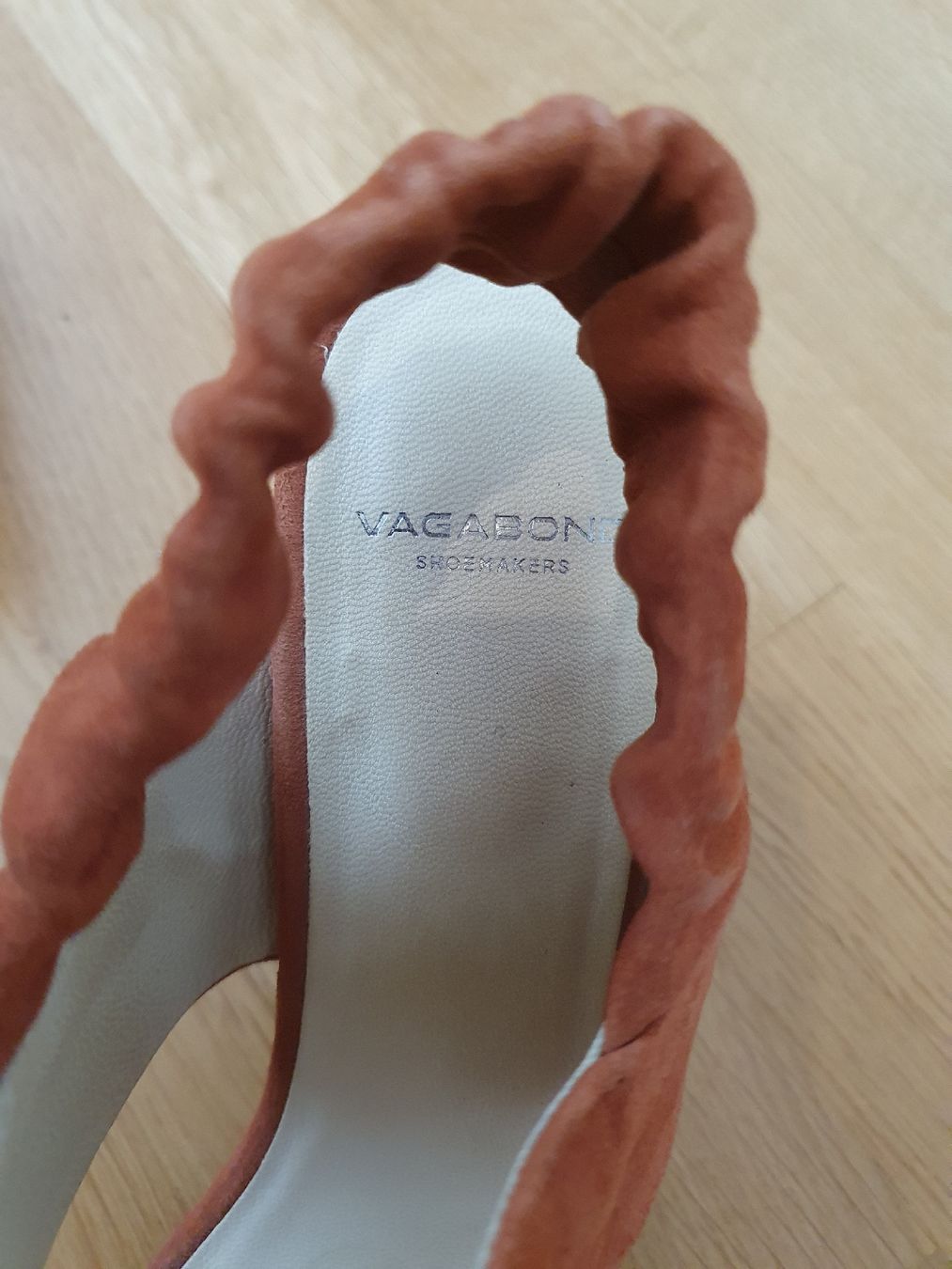 Vagabond Damenschuhe: Schöne Ledersandalette Grösse 39 – Neu (gemäss Beschreibung) aus Wettingen von __Dom__ 7