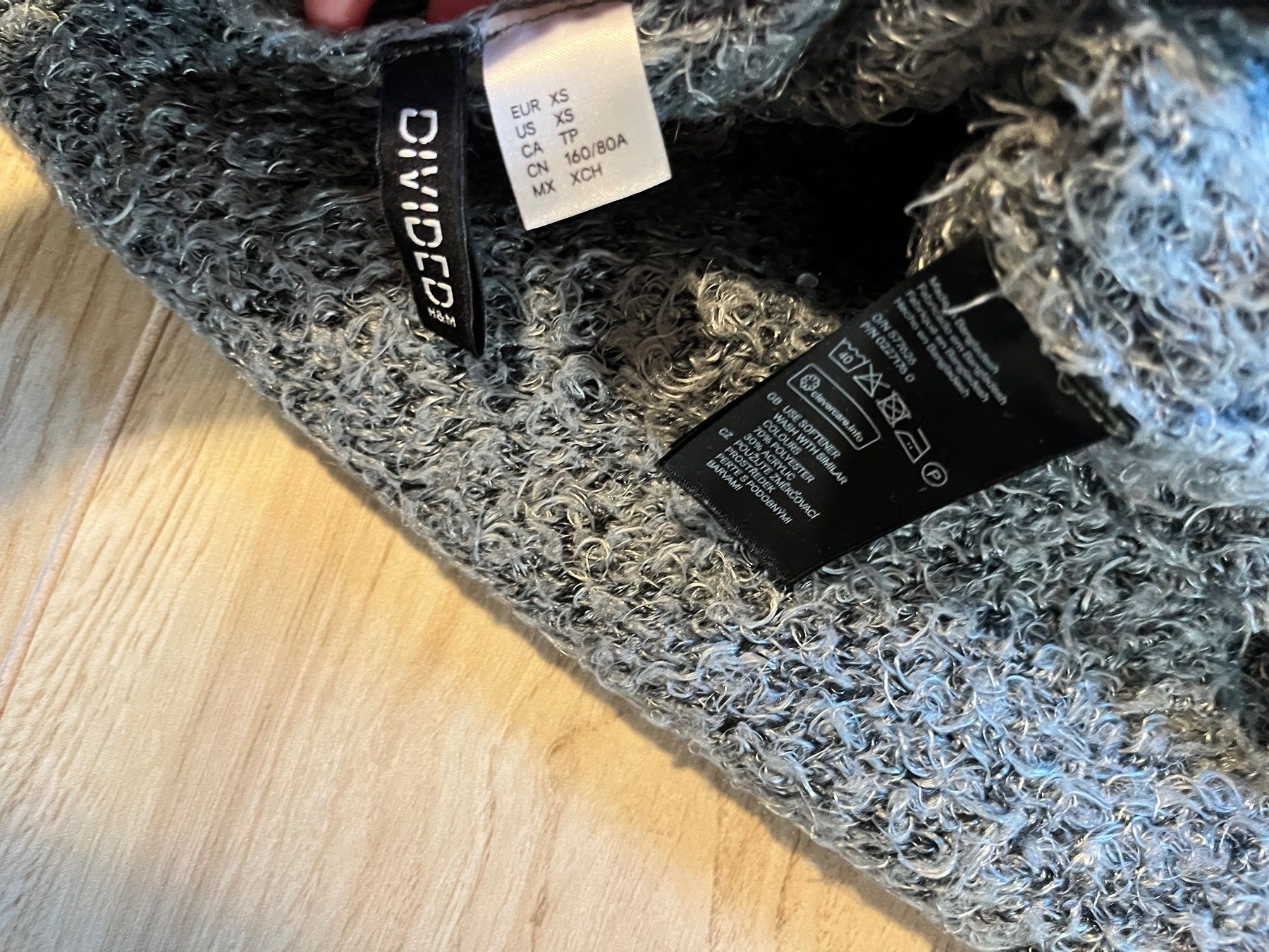 H&M Maglioni & Felpe: grauer Kuschel-Pullover, Grösse XS-S – Usato da Lugano venduto da sweetyd84 3
