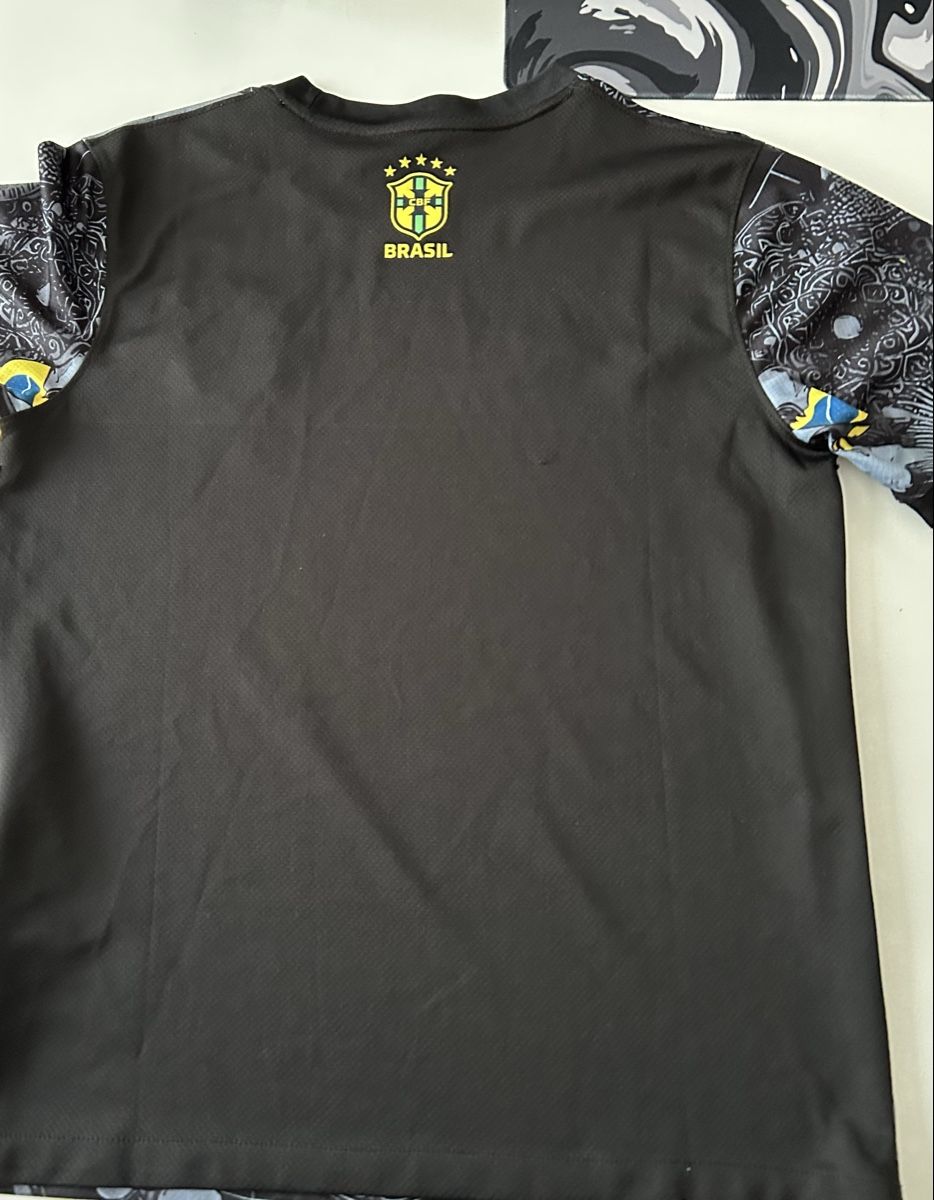 Leibchen & Hosen: Brasilien Trikot| Size S – Gebraucht aus Winterthur von footballjersey 1