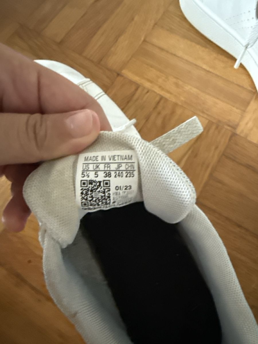 Scarpe da donna: Basket Adidas  – Usato da Cartigny venduto da Kelly.11 5