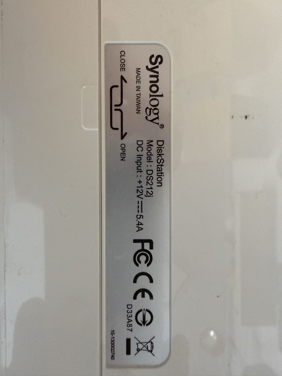 Synology Server: Synology DS212j mit RAISS-Festplatten – Usato da Arlesheim venduto da Raphaelkoch 1