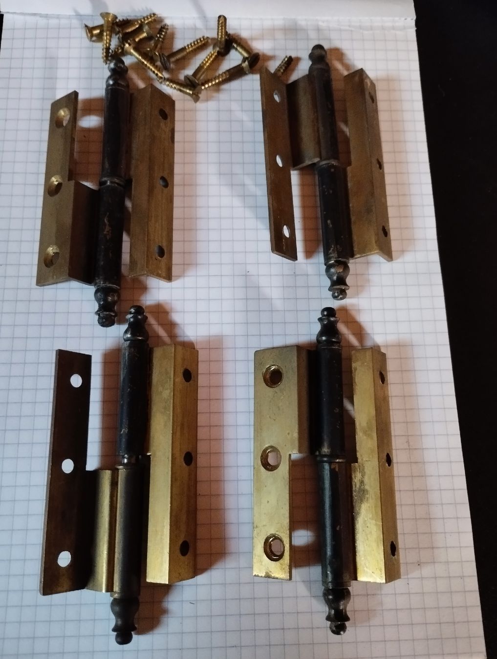 Ferramenta: 4 antike Messingtürscharniere – Usato da Ostermundigen venduto da Dinge1 1