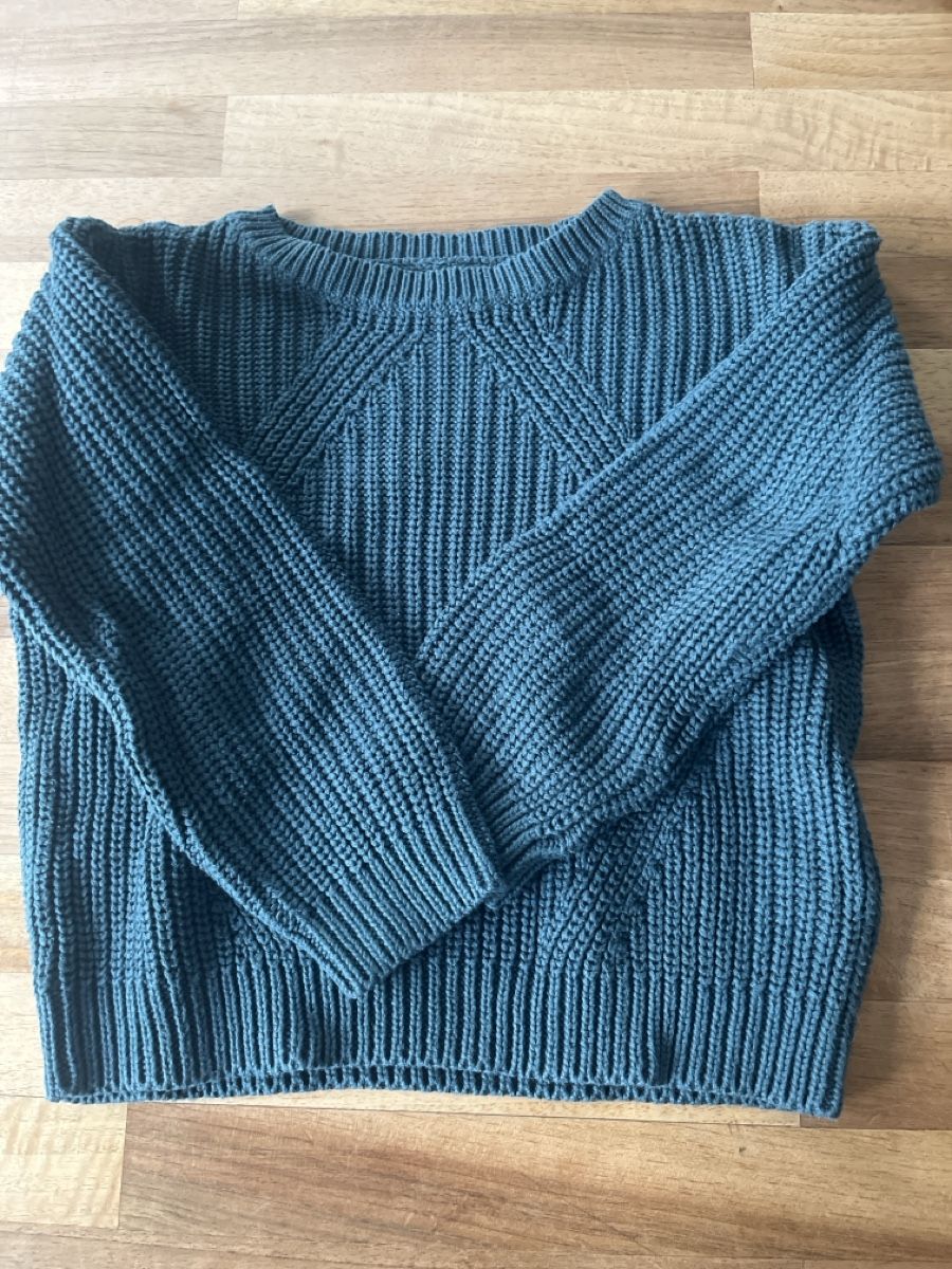 Maglioni & Felpe: Kinder Pullover Grösse 102cm 4 Jahre – Usato da Basel venduto da HugChristine