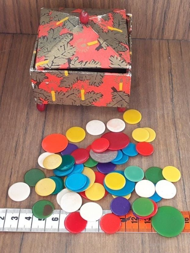 Spiele: Spielsteine Vintage mit Schachtel – Gebraucht aus Mörschwil von lindaswunderkiste 7