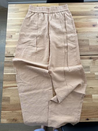 Neue Mango Stoffhose, Grösse M