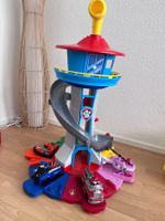 Neuwertiger Paw Patrol Turm inkl. Figuren und Fahrzeuge