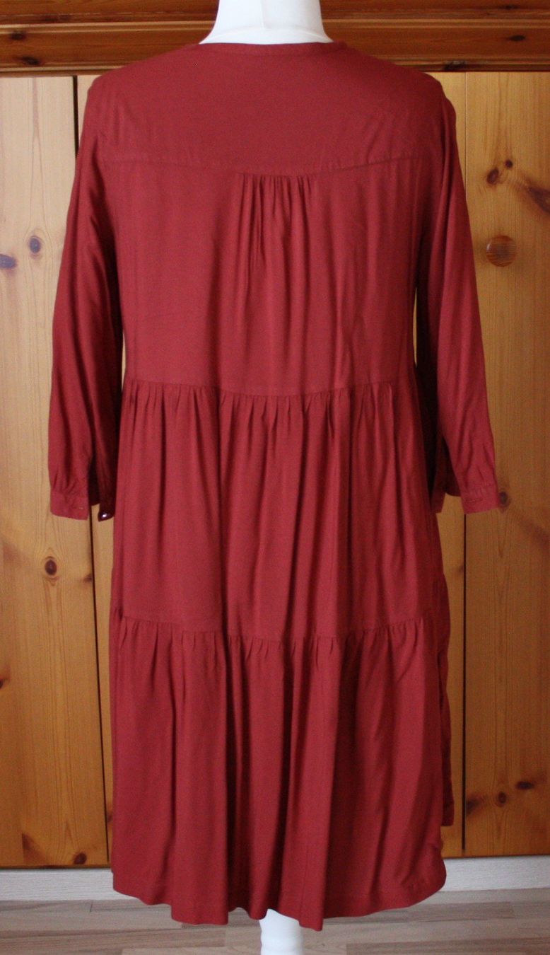 Kleider: Kleid Langarm Q/S rost-rot Gr. XL – Gebraucht aus Flüelen von Diversicum-Curvy 6