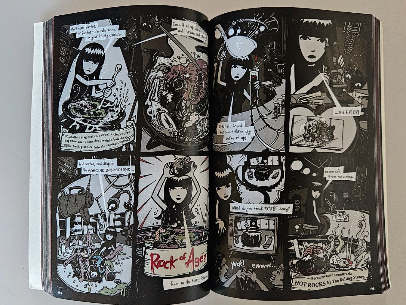 BD: Emily the Strange - All Things Strange Comic – D'occasion à Basel par True_Hofer_Store 2