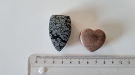 TOP: Steinhänger Schneeflockenobsidian & ev. Rhodonit