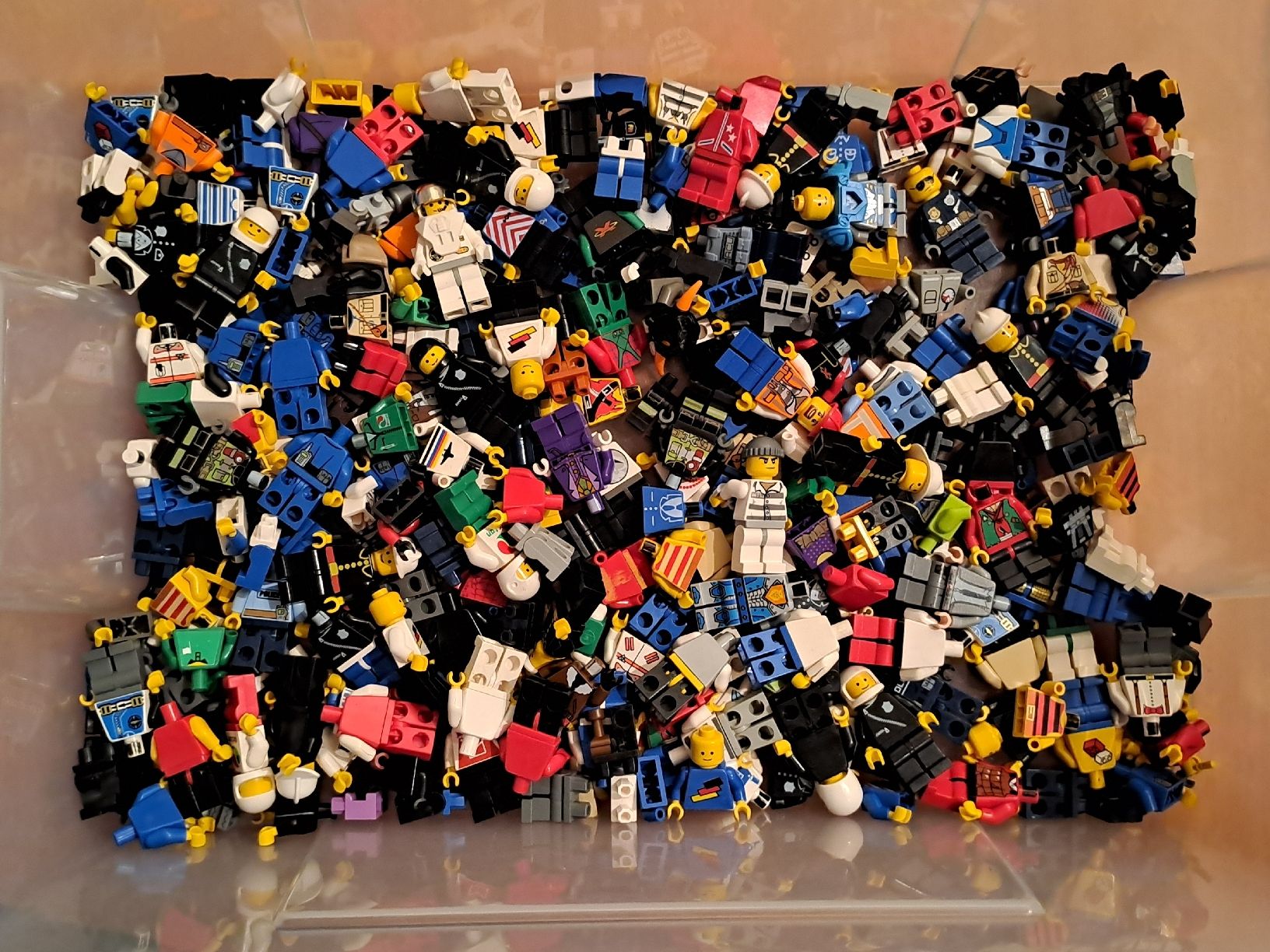 Lego Jouets: Lego Figuren Teile  Versand möglich – D'occasion à Kestenholz par Knox1973