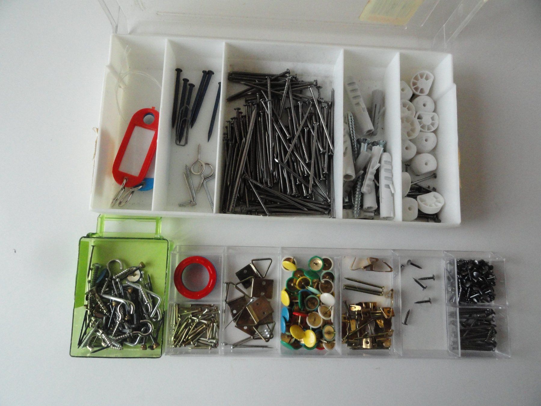 Bastelsets: Haushalts-Sortiment Set 120-teilig – Gebraucht aus Ins von Baj 1