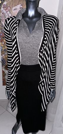 BCBG MAXAZRIA CARDIGAN GR. XS