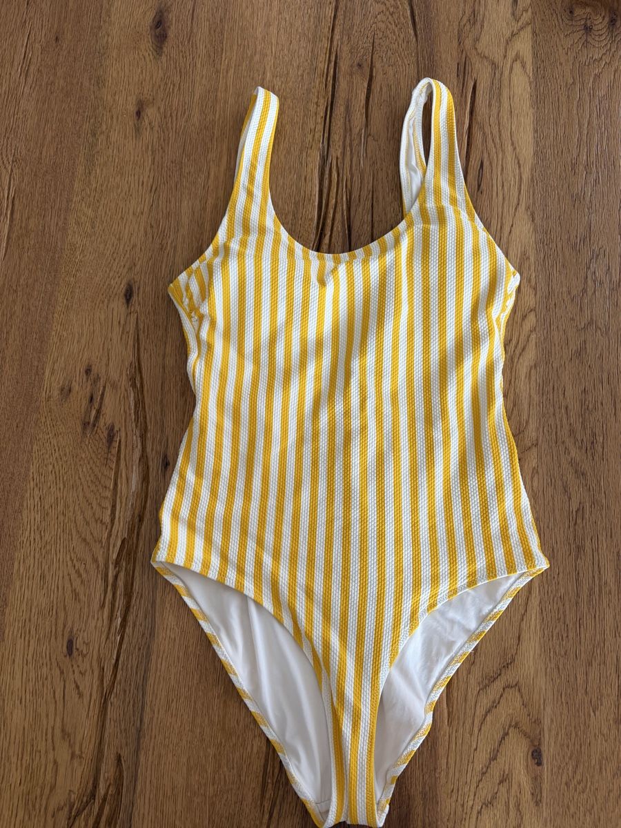 H&M Badekleider & Bikinis: Badekleid - H&M – Gebraucht aus Burgdorf von nib_zf7z