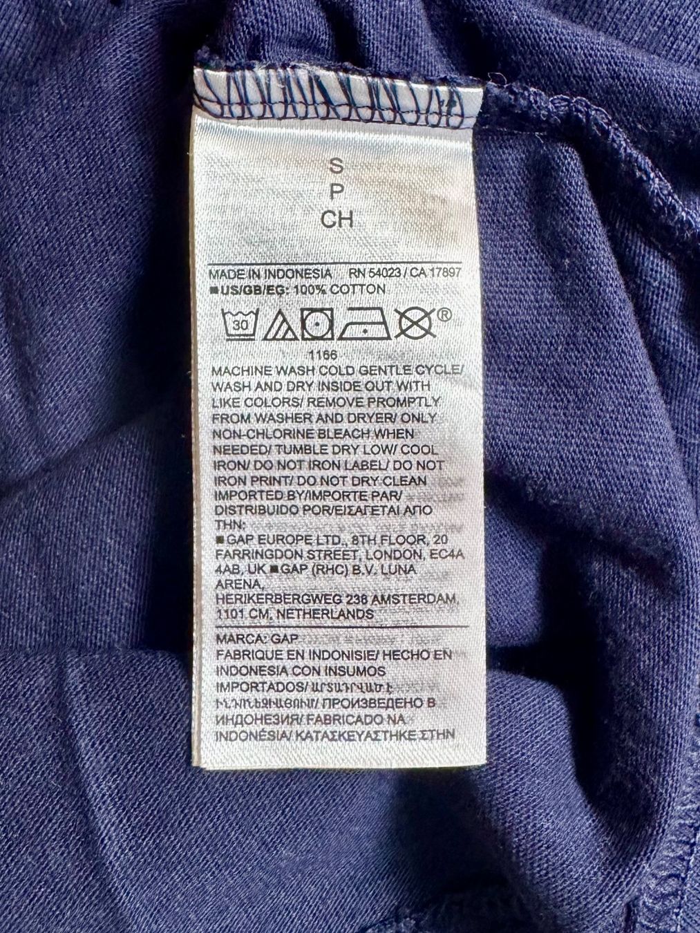 Gap T-shirt: GAP Men's Pocket-Tee Brannan Bear, Preloved – Usato da Paradiso venduto da pietk_6900 3