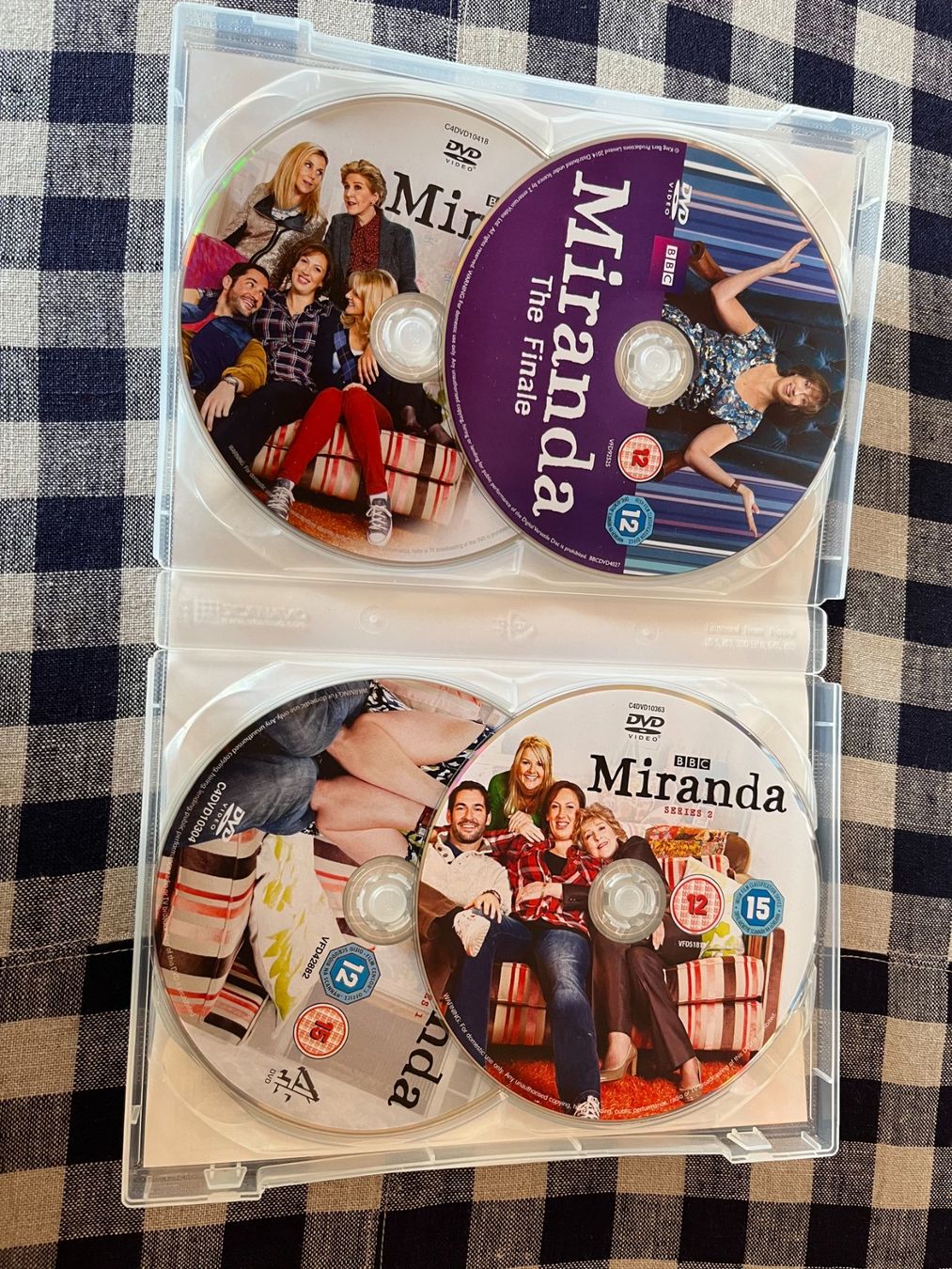 Tutti i DVDs: Miranda Series 1-3 & The Finale – Usato da Winterthur venduto da starfish13 2