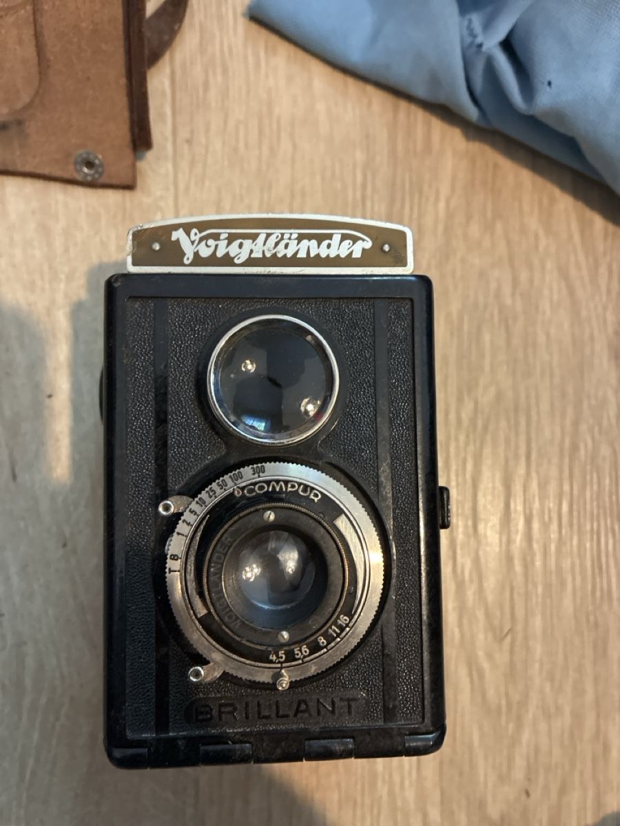 Voigtländer Fotocamera: Yviglander compur1940 V6 – Usato da Le Grand-Saconnex venduto da aur_27hl