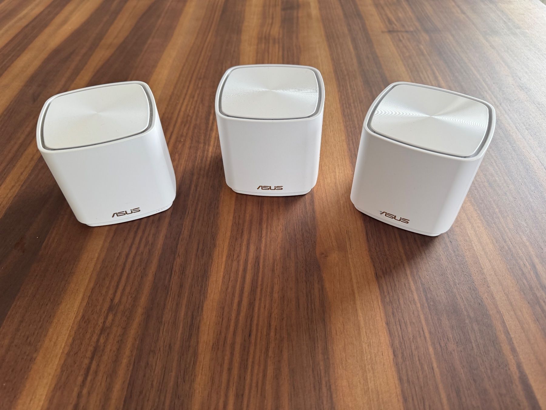 Asus Modem & Router: ASUS Mesh-System ZenWiFi XD5 3er Set – Usato da Selzach venduto da RenxeC