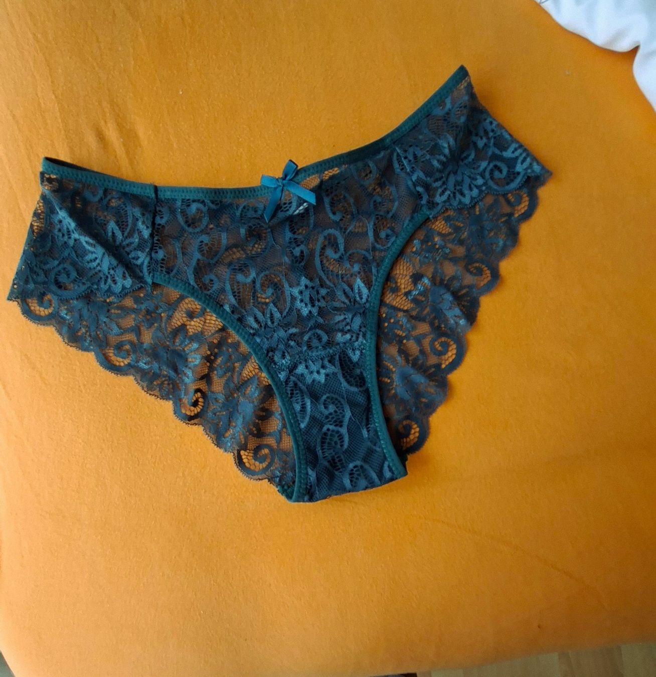 Altra biancheria intima: 1 Schöner Slip mit Spitzen transparent gr M NEU – Nuovo (secondo la descrizione) da Reinach AG venduto da nicki024 2
