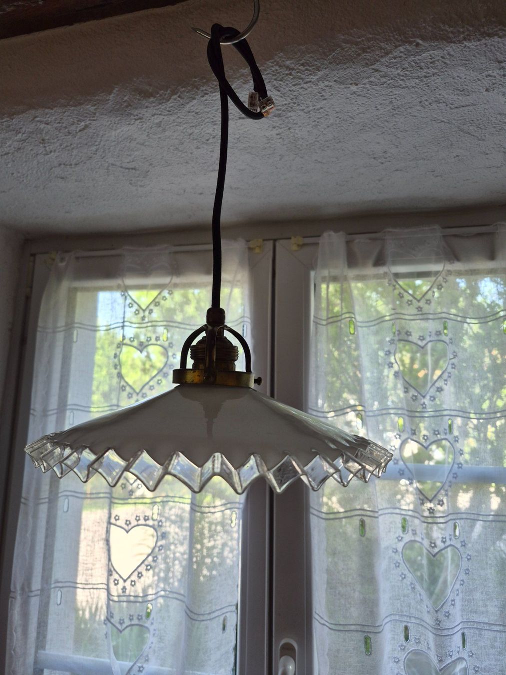 Lampade: Lampe ancienne en opaline – Usato da charmoille venduto da mir_my9f