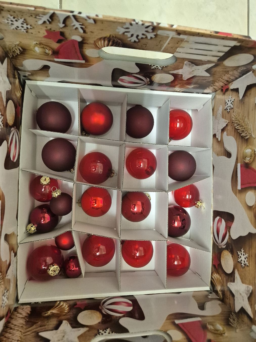 Toutes les décorations: rote Weihnachtskugeln – D'occasion à Anglikon par wba8008 4