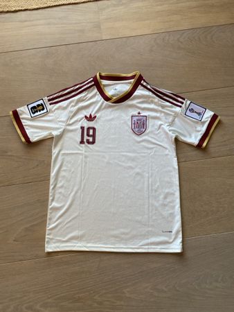 Spanien Trikot Gr. L #19 Lamine Yamal Fussball WM 2026