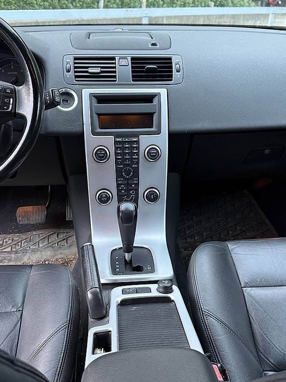 Automobili: Volvo V50 D4 – Usato da Motto (Blenio) venduto da del_l599 4