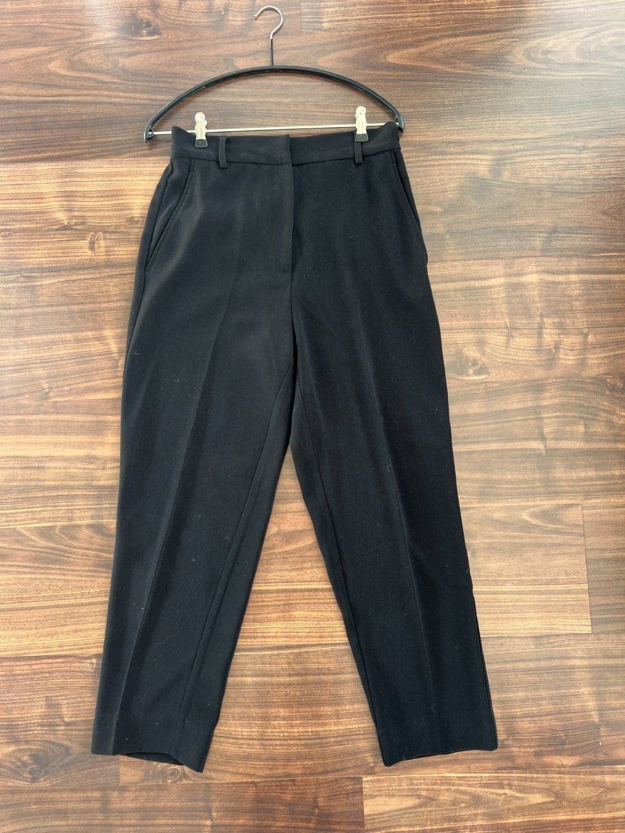 Pantalons: schwarze elegante H&M Stoffhose, Size 38 – D'occasion à Muri b. Bern par michellew23