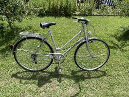 Antikes Damenfahrrad Allegro, silber