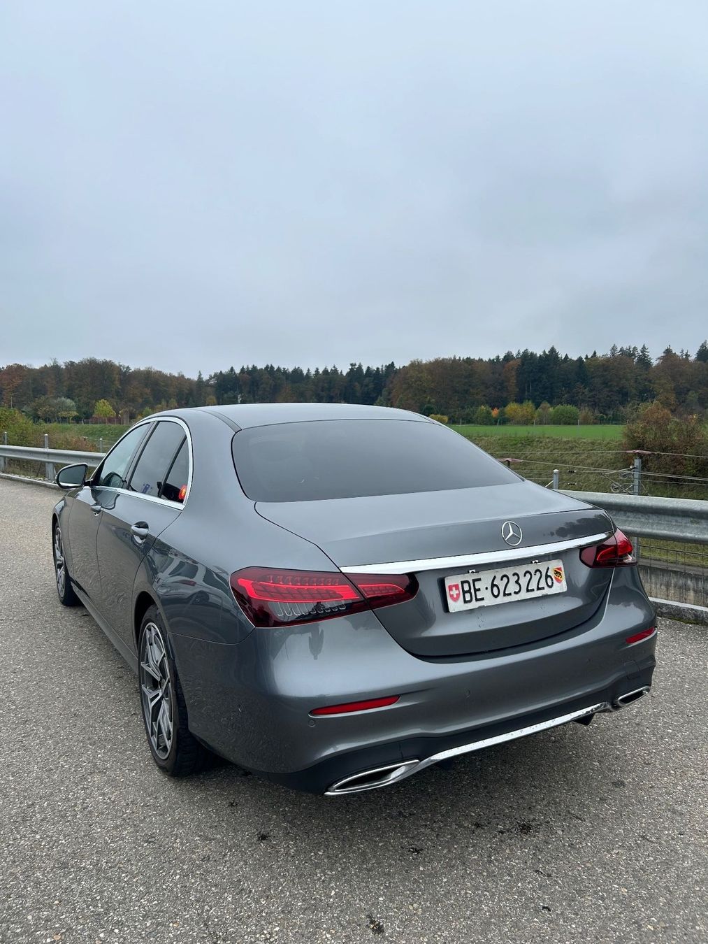 Mercedes-Benz Autos: Mercedes-Benz E 220d AMG-Line – Gebraucht aus Langenthal von sla_sf6q 5
